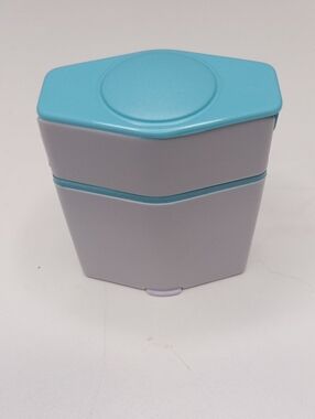 Avon Wellness 3-In-1 Pill Case